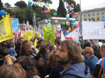 114. Piazza del Popolo gremita.
