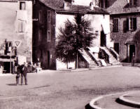 Piazza delle Ville (particolare)