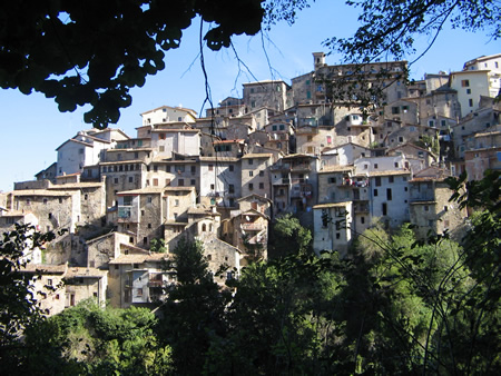 Anticoli Corrado oggi (foto di Luigi Scialanca).