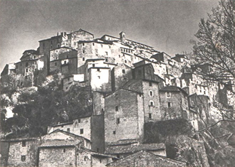 Passeggiata ad Anticoli Corrado nel 1882 nel libro di Tito Berti "Decenti e Indecenti nella Valle dell'Aniene". Cliccando qui!