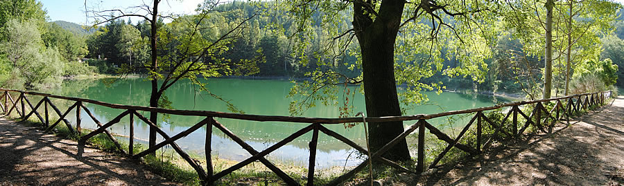 Gi che sei a Percile, vuoi andare a vedere i suoi Lagustelli? Clicca qui!