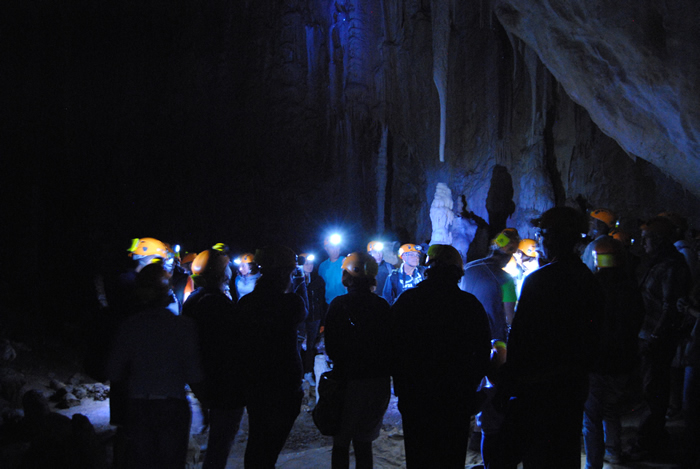 Una visita alla Grotta del Cervo di Pietrasecc? Centoventi immagini, una pi bella dell'altra, cliccando qui!