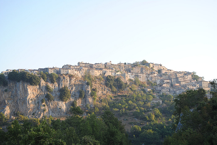 Clicca qui per fare una Passeggiata a Pietrasecca in 150 immagini una pi bella dell'altra!