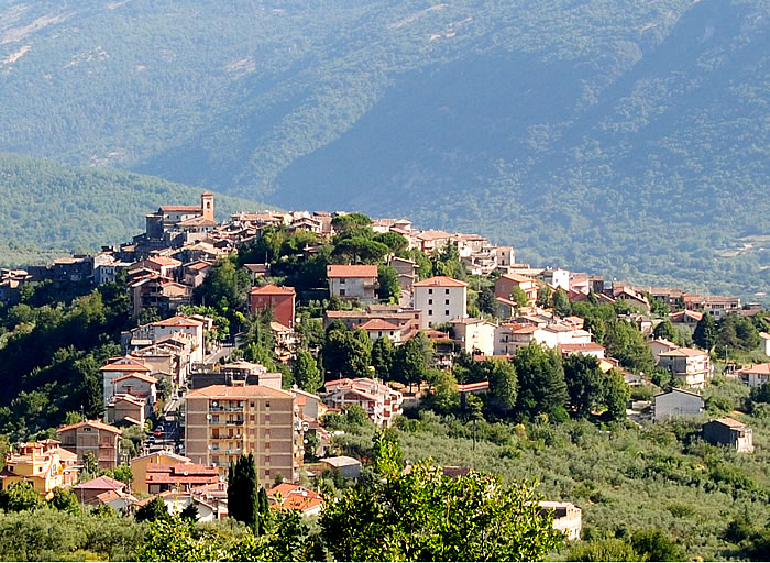 Clicca qui per fare una Passeggiata a Pisoniano in centoventi immagini una pi bella dell'altra!