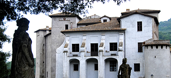 Il "Tour in progress" di ScuolAnticoli nella Valle dell'Aniene continua con... "Passeggiata a Sambuci", oltre cento immagini una pi� bella dell'altra... cliccando qui!