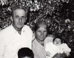 49. Antonio Splendori, detto Caione, con la moglie Colomba.