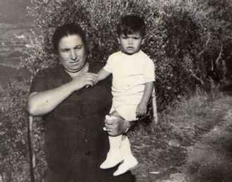 La Famiglia di Fulvio in dodici bellissime fotografie di Anticoli che non sparisce. Cliccando qui!