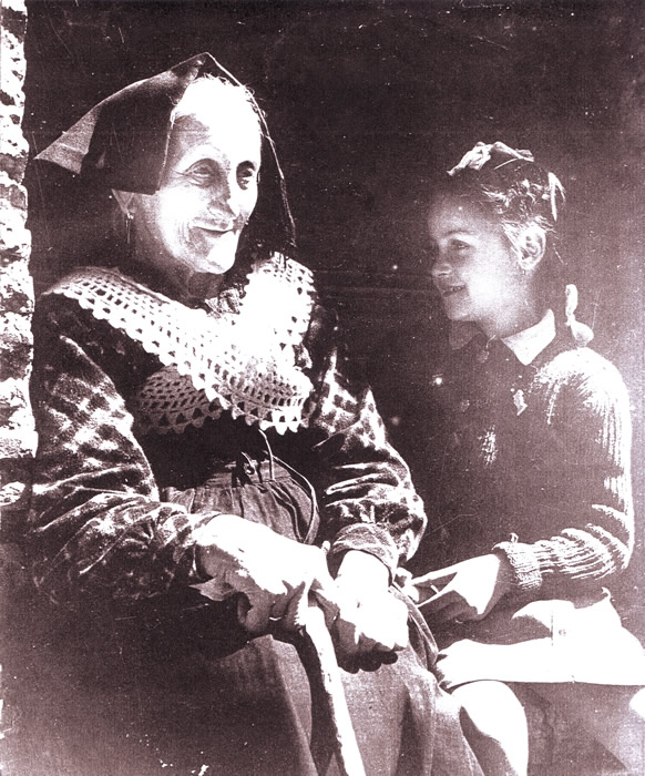 14. Nonna Eleonora e Maria, sorella di Vittoria.