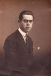 34. Zio Ferdinando Luzzi, padre di Vincenzo e Vittorio, sabato 11 luglio 1936.