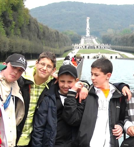 Alcuni ben noti Anticolani in visita alla Reggia di Caserta.