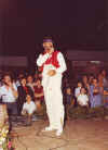 Giugno 1982: il nonno di Cecilia con il Gruppo Folkloristico alla Fiera di Roma.