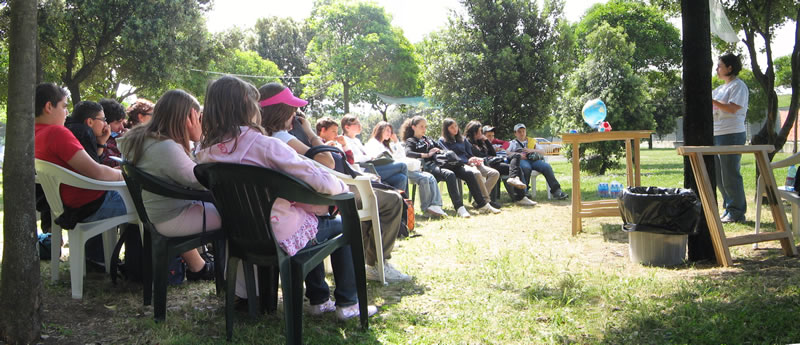 0. La Prima, la Seconda e la Terza media di Anticoli Corrado al Picnic della Scienza.