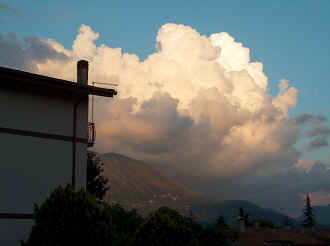 La domenica mattina, sul far del giorno, in inverno...