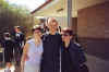 Petar con la sorella e la mamma il giorno della laurea.
