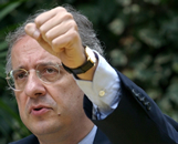 Il Togliattino mentre parte per la sua miserabile impresa...