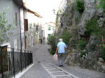 24. Per le vie di Vivaro.