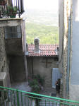 25. Per le vie di Vivaro.
