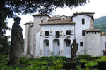 323/1000, Sambuci, Villa Theodoli, 2 luglio 2011.