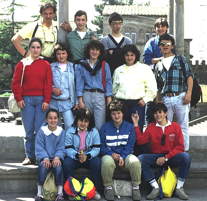 La Terza Media di Anticoli Corrado, classe 1983 - 1986. Con alcuni alunni della classe 1982 - 1985. Grazie, Monica!