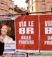 Per la serie "Detto, fatto": Tre giorni prima il Berlusconi aveva paragonato i giudici alle Brigate rosse...