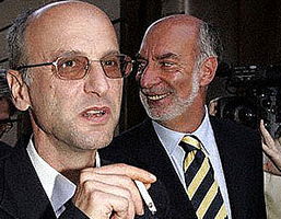 Maurizio Paniz (a destra) quando era il difensore di Elvo Zornitta.