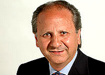 Per la serie "Crimini a favore dell'Umanit": Antonio Battaglia.