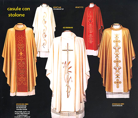 Mille e trecento euro? E come fanno a comprarsi tutte le belle cosine che riempiono gli enormi cataloghi dei venditori di articoli per sacerdoti?