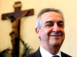 Per la serie "Signore & signori" (e con mille scuse a Pietro Germi e a Gustavo D'Arpe): Lorenzo Scarabello Ornaghi.