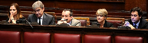 Per la serie "Radicali per tutte le stagioni": ieri berluscisti, oggi montisti, nel frattempo anche piddni, ma sempre nemici dei Lavoratori.