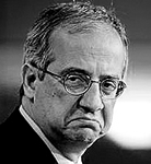 Per la serie "Gruppo Bilderberg" (secondo alcune fonti): Mario Monti, Bernhard van Lippe Biesterfeld (olandese, ex ufficiale delle SS, tra i fondatori del Gruppo negli anni successivi alla Seconda guerra mondiale) e Walter Veltroni.