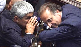 Per la serie "Franchezza e trasparenza di chi niente ha da nascondere": gli uddiccni Casini e Cesa.