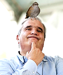Per la serie "In cerca di Passera per la prima volta in vita sua": Giuseppe "Beppe" Fioroni.