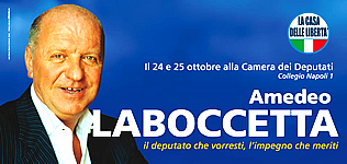 Per la serie "Le scollature che hanno fatto la Storia": Amedeo Laboccetta.