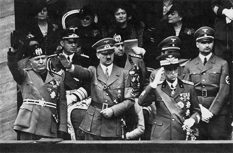 Per la serie "Corsi e ricorsi storici": Mario Monti, Angela Merkel e Giorgio Napolitano.