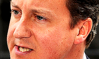 Per la serie "Governanti che odiano perfino i Figli, figurarsi i Cittadini": l'estremista di destra David Cameron, primo ministro inglese.