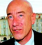 "Gettato discredito sulla Nazione agli occhi del mondo intero"...