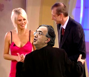 Per la serie "Cocchi di mamma": il Fassino in lacrime quando la De Filippi lo convinse che il Marchionne fosse in realt la sua vecchia tata.