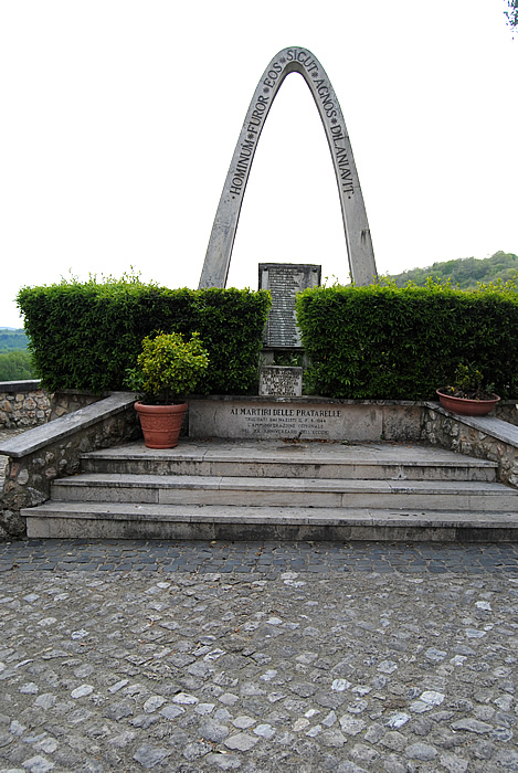 Vicovaro (Roma). Monumento ai Martiri delle Pratarelle.