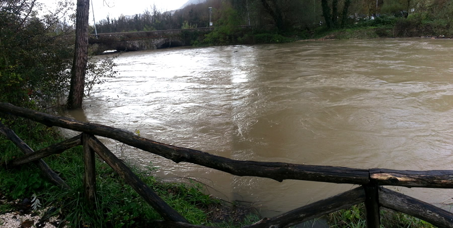 Marano Equo, ponte, venerd 30 novembre 2012.