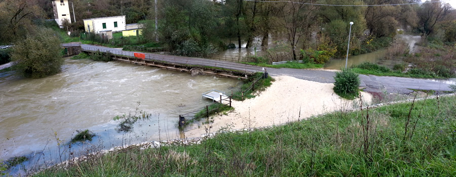 Anticoli Corrado, ponte di Anticoli, venerd 30 novembre 2012.