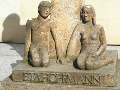 Monumento a Ernst Theodor Amadeus Hoffmann, Berlino. (Venerd 16 novembre 2013. Luigi Scialanca, scuolanticoli@katamail.com).
