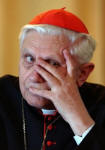 Per la serie "Santit ed eminenze reverendissime": il Ratzinger, il Sermattei della Genga e il Bagnasco.