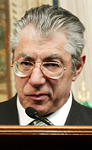 Per la serie "Disarmiamoci e partite": Umberto Bossi.