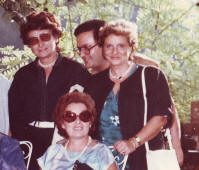 La signora Minetti (segretaria), Bruno Innocenzi, Nadia Passarelli e Lucia Contini.