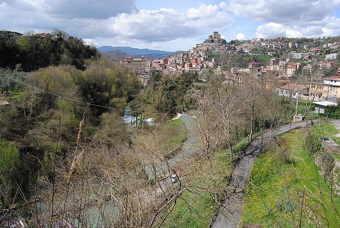 311. Subiaco e il fiume Aniene.