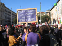 41. Piazza della Repubblica, ore 14:08.